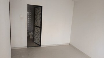 Room in 2 BHK Apartment at Rm Park – for Sale