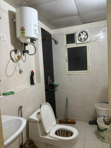 Bathroom in 3 BHK Apartment at Amrapali Sapphire, Sector 45 – for Rent
