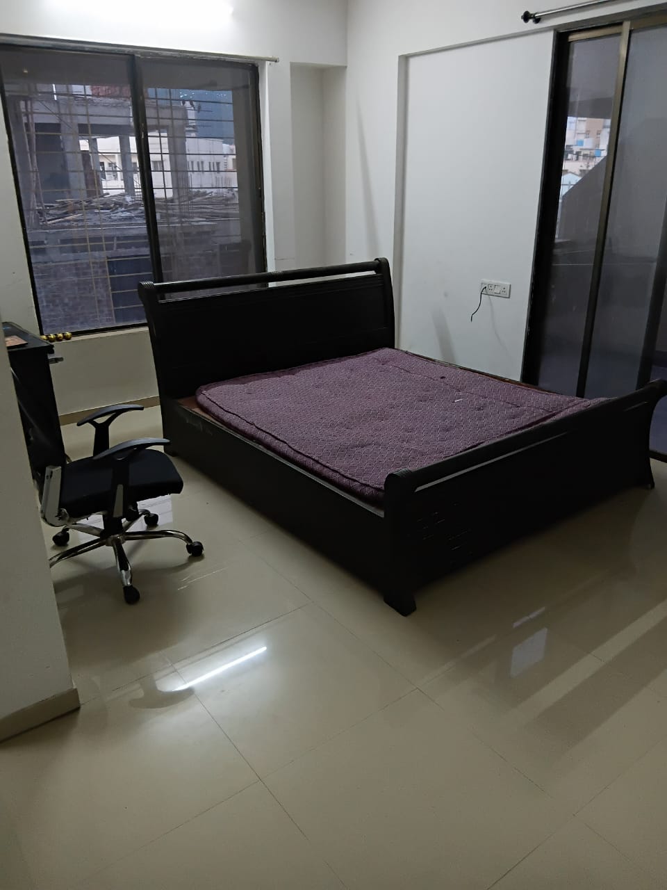 2 BHK Apartment For Rent in Gulmohar Goldcoast