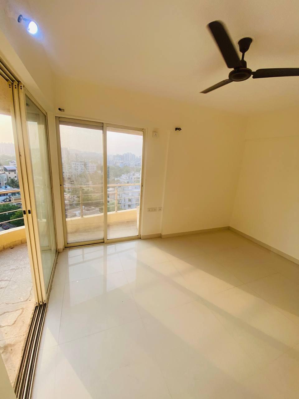 3 BHK 1500 Sq.Ft. Apartment in Metro Jazz