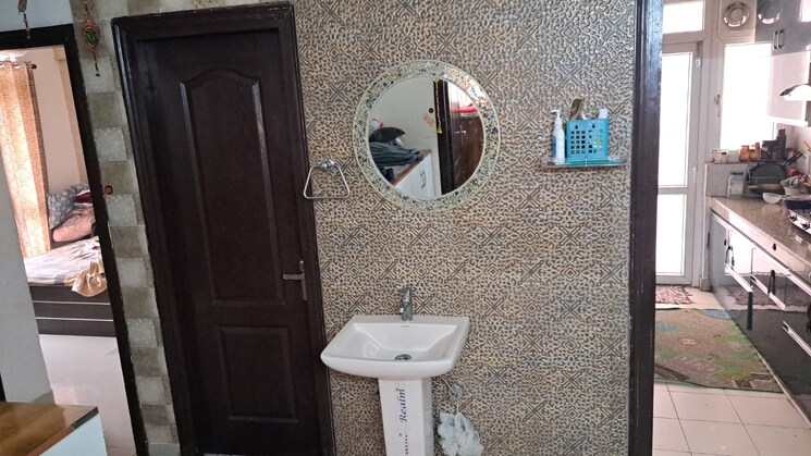 Bathroom, klj-greens 2 Bedroom 964 Sq.Ft. Apartment In Sector 77 Faridabad 8638771