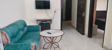 Living Room in 1 BHK Builder Floor at Ansal Sushant Lok I, Sector 43 – for Rent