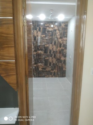 Attached Bathroom in 3 BHK Builder Floor at Faridabad Central – for Sale