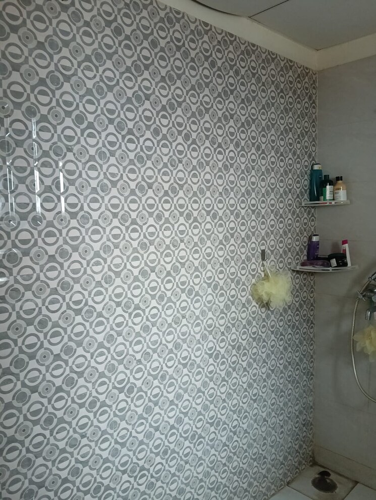 Bathroom, gaur-city-7th-avenue 3 Bedroom 747 Sq.Ft. Apartment In Sector 4 Greater Noida Greater Noida 8638946