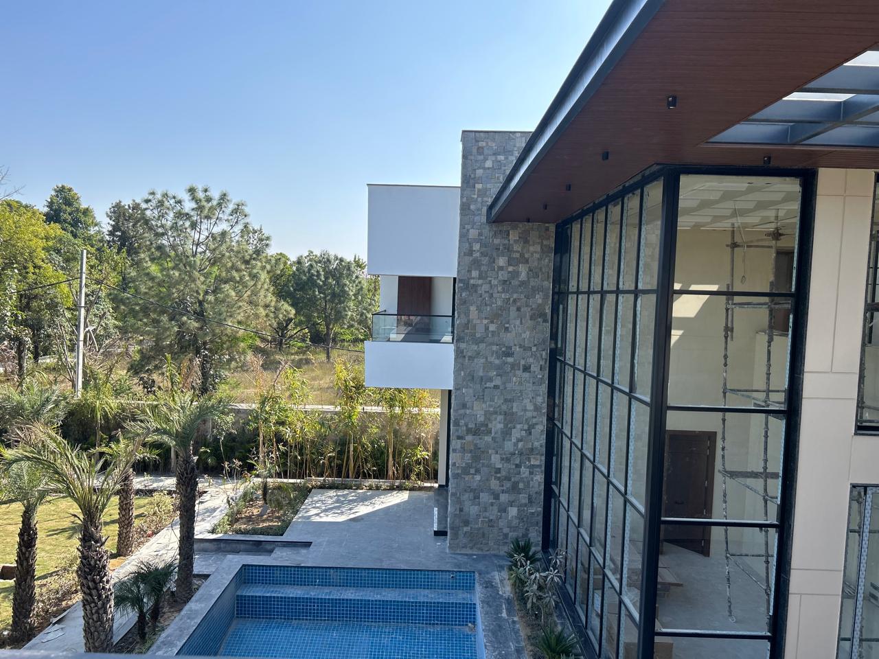 2 BHK Apartment For Sale in Charms Castle