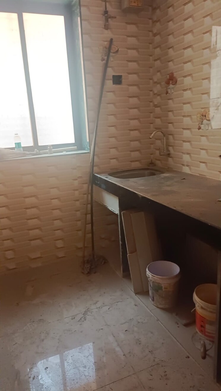 Kitchen, pareira-nagar-chs 2 Bedroom 600 Sq.Ft. Apartment In Ganeshwadi Thane 8638915