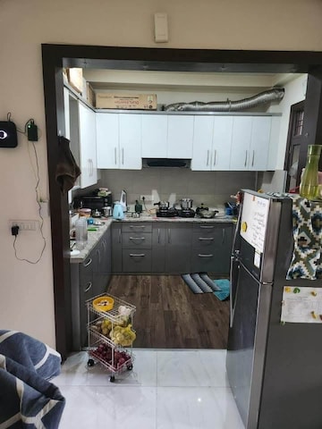 Master Bedroom in 2 BHK Builder Floor at Sector 9 – for Rent