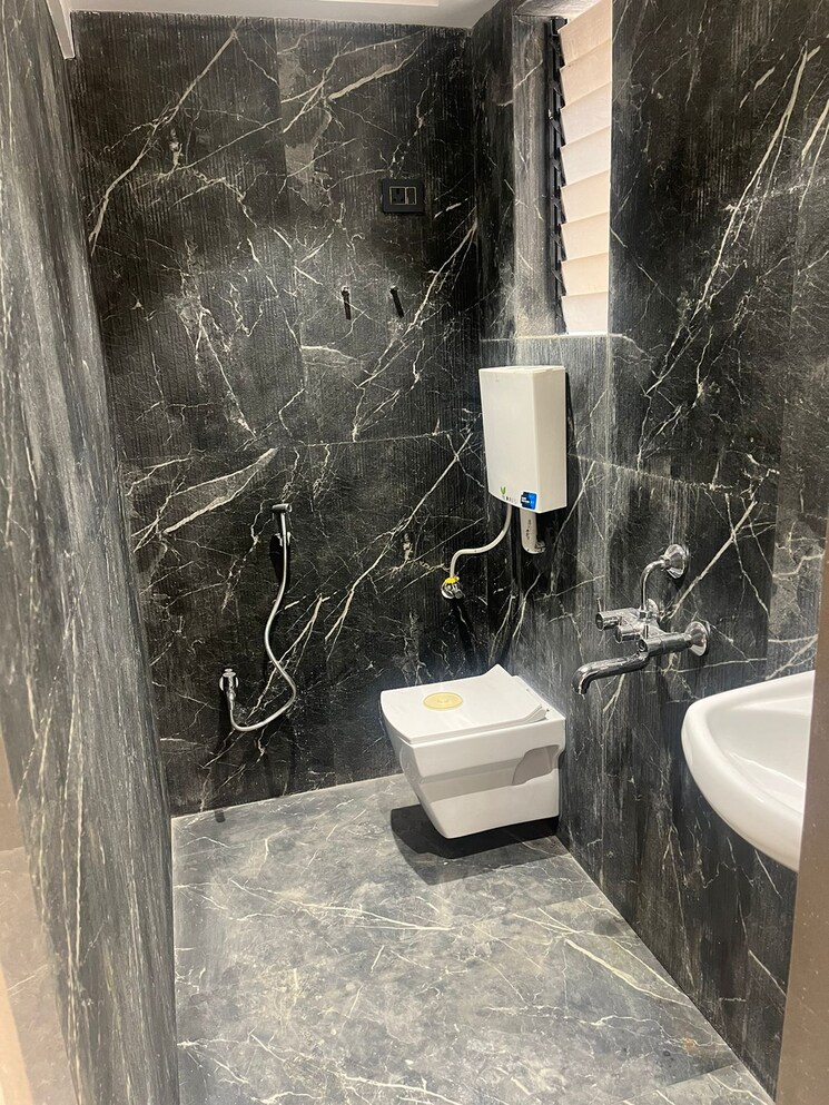 Bathroom, raj-tulsi-aanand 1 Bedroom 365 Sq.Ft. Apartment In Badlapur East Thane 8638989