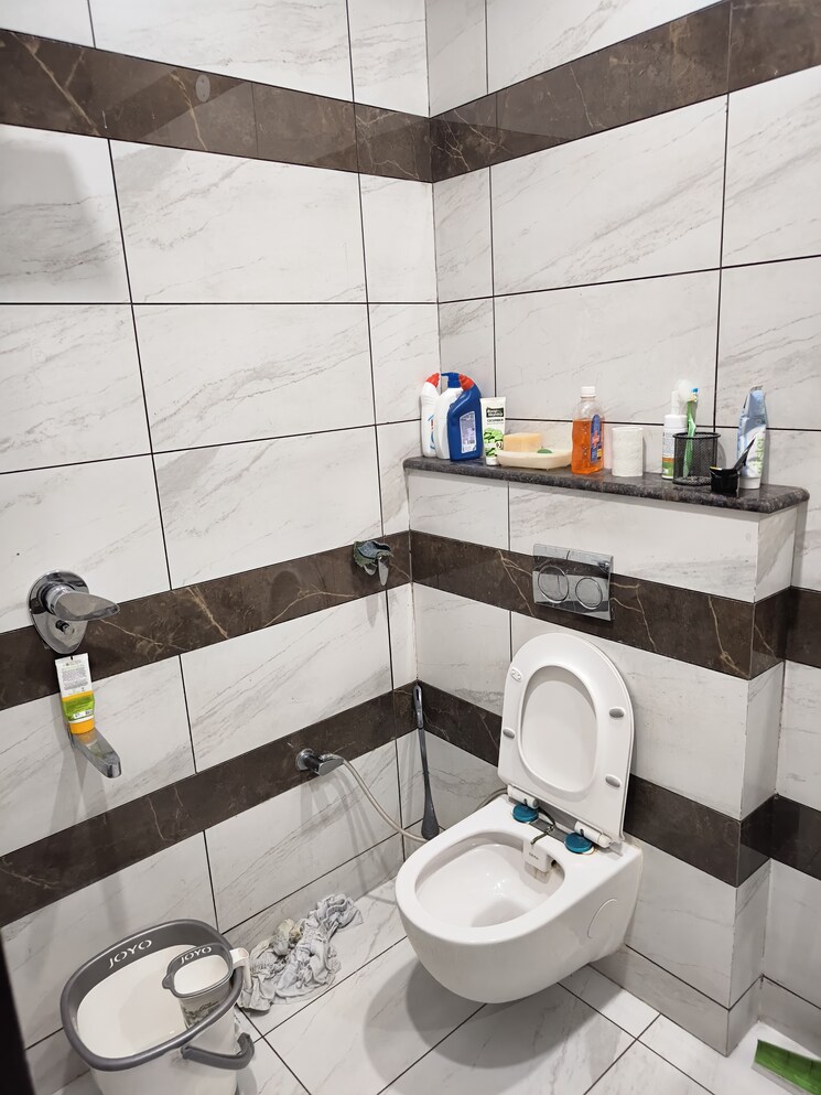 Bathroom, aerocity 6 Bedroom 4000 Sq.Ft. Independent House In Aerocity Mohali 8639223