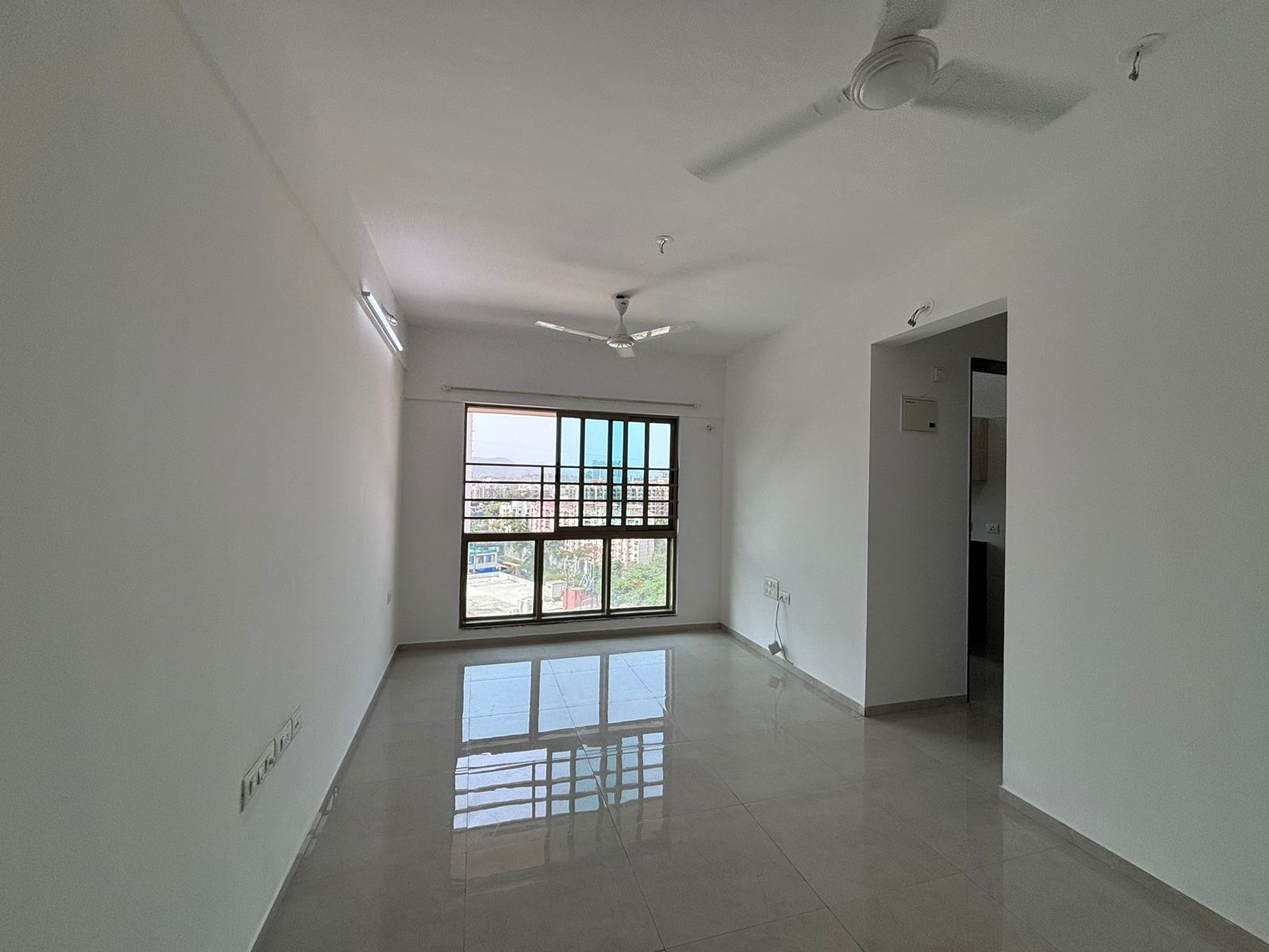 1 BHK + Study Room Apartment For Rent in Sheth Vasant Oasis