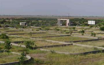 Plot For Sale in Dholera