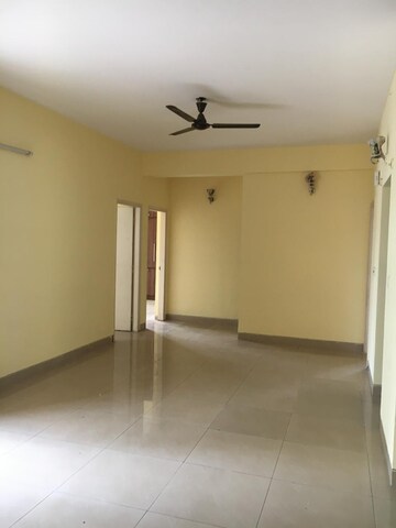 Room in 2 BHK Apartment at Provident Harmony, Thanisandra Main Road – for Rent