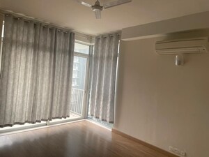 Room in 3.5 BHK Apartment at Ireo Victory Valley, Sector 67 – for Sale