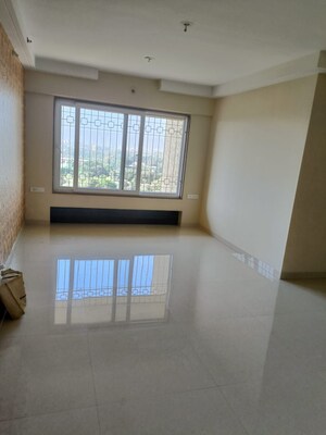 Room in 3 BHK Apartment at Paradise Lifespaces Sai World City, New Panvel – for Sale