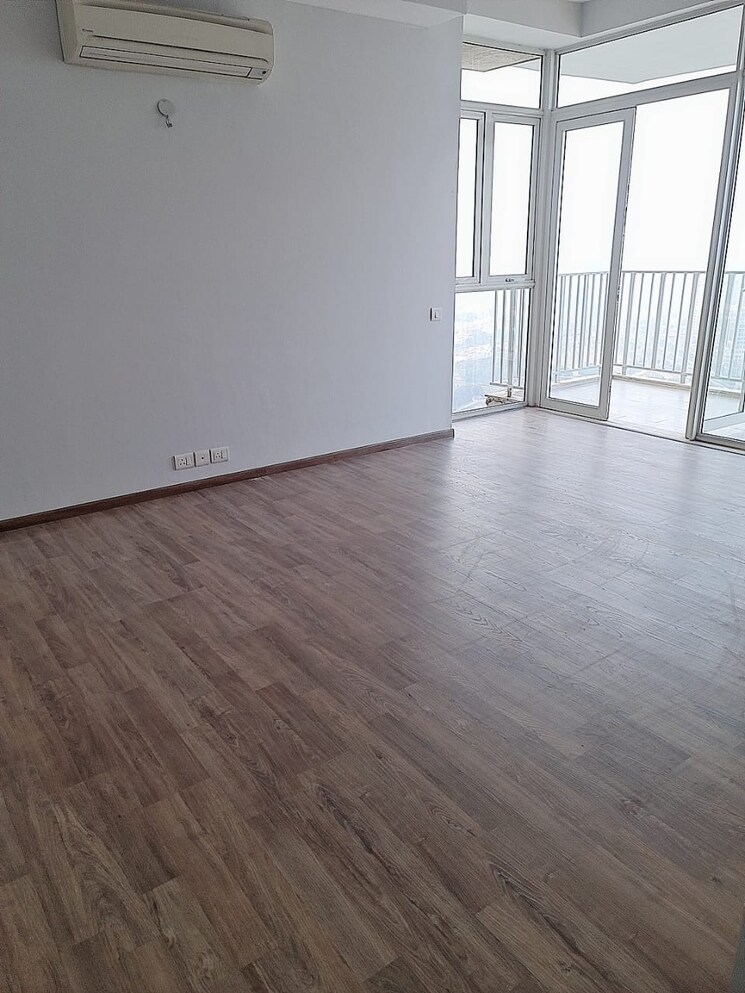 Room, ireo-victory-valley 3.5 Bedroom 2700 Sq.Ft. Apartment In Sector 67 Gurgaon 8639160