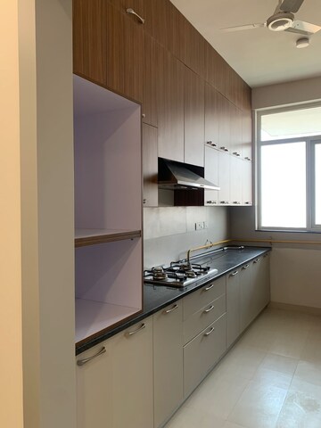 Kitchen in 3.5 BHK Apartment at Ireo Victory Valley, Sector 67 – for Sale