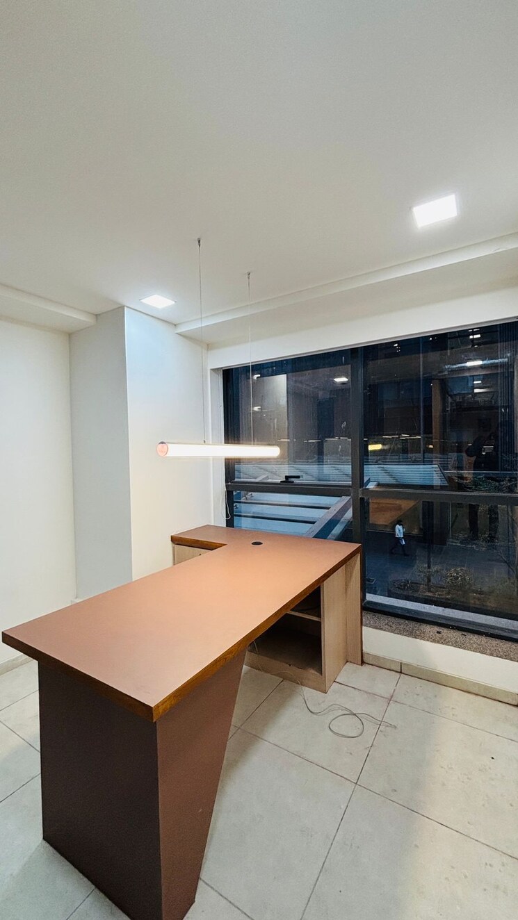 Team Area, kp-epitome Commercial Office Space 702 Sq.Ft. In Makarba Ahmedabad 8639176