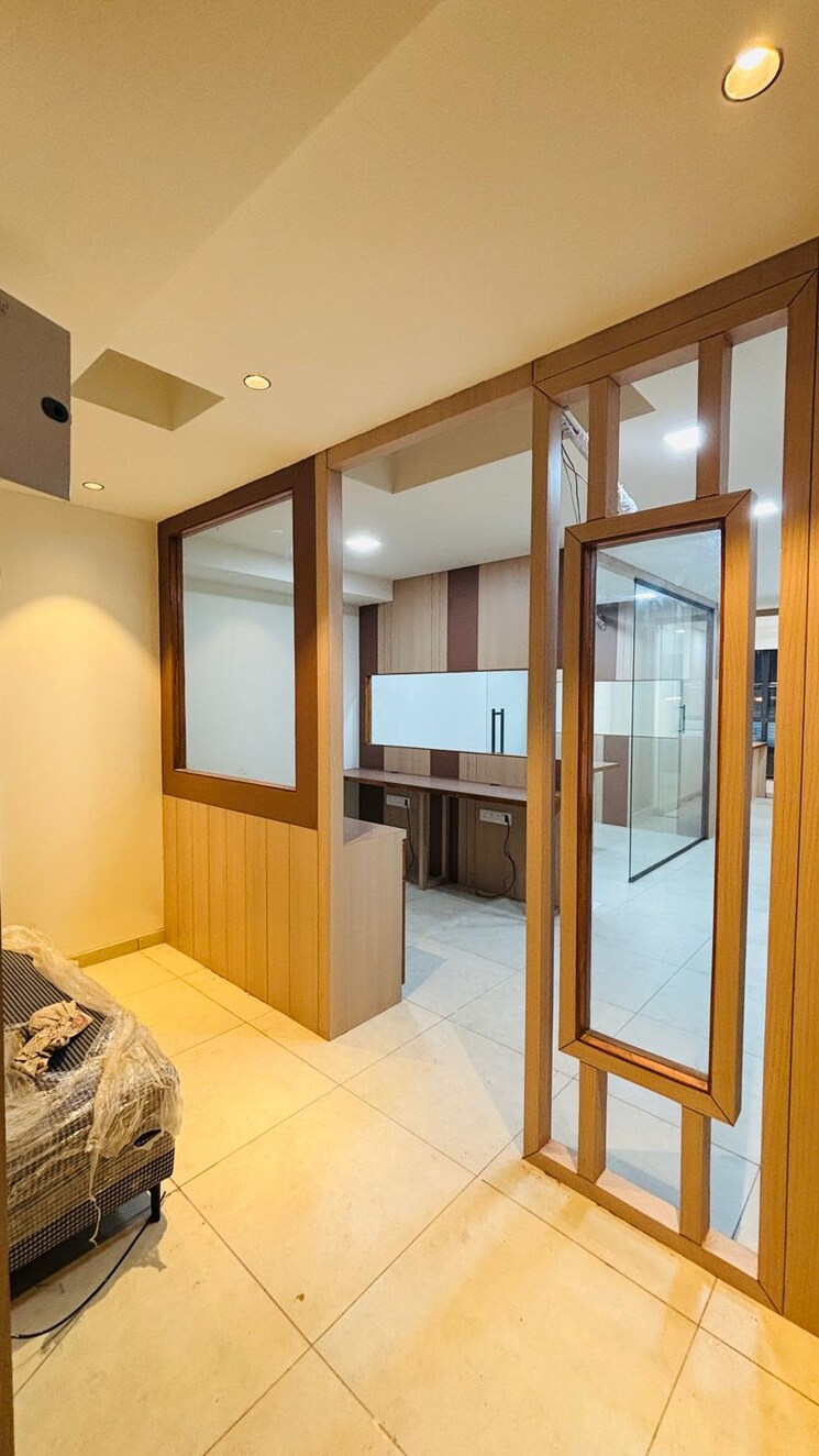 Team Area, kp-epitome Commercial Office Space 702 Sq.Ft. In Makarba Ahmedabad 8639176