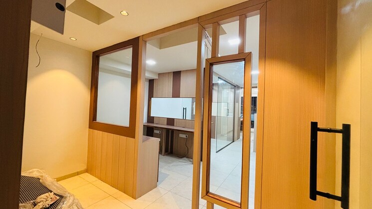 Other, kp-epitome Commercial Office Space 702 Sq.Ft. In Makarba Ahmedabad 8639176