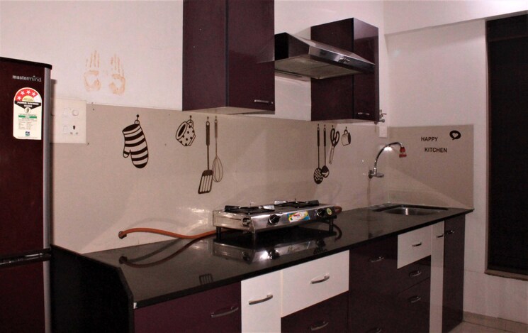 Kitchen, kasarvadavali Pg For Boys In Kasarvadavali 8639190