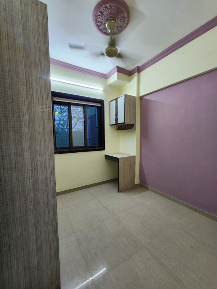 Room, golden-palace-chs 1.5 Bedroom 650 Sq.Ft. Apartment In Kandivali East Mumbai 8639232