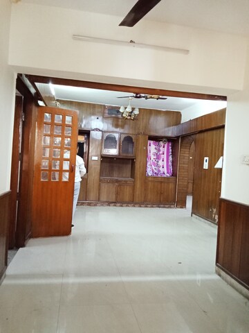 Living Room in 2 BHK Apartment at DDA Rosewood Apartments, Vasant Kunj – for Rent