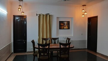 3 BHK Builder Floor For Rent in Sector 46