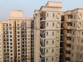 2 BHK + Study Room Apartment For Sale in Signature The Serenas