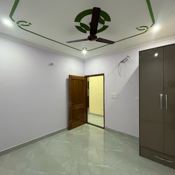 Room, aerocity 2 Bedroom 950 Sq.Ft. Builder Floor In Aerocity Mohali 8639357