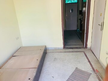 Room in 1 BHK Builder Floor at Sector 45 – for Rent