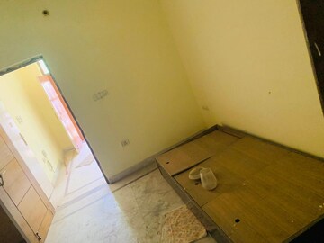 Furnished Amenities in 1 BHK Builder Floor at Sector 45 – for Rent
