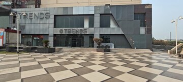 Kitchen in  Shop at Uit Sector 3 – for Rent
