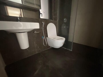 Bathroom in 5 BHK Apartment at Lodha The Park, Worli – for Rent