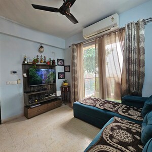 Living Room in 3 BHK Builder Floor at BPTP Astaire Gardens, Sector 70a – for Sale