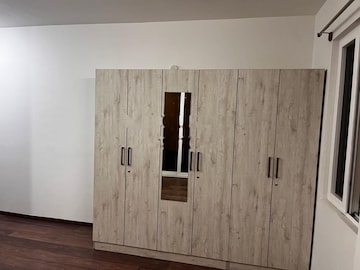 Room in 2 BHK Apartment at Trendsquare Ortus Apartment, Hebbal – for Rent