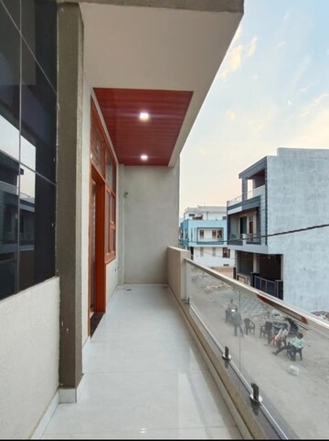 Kitchen in 4 BHK Builder Floor at Sector 32 – for Sale
