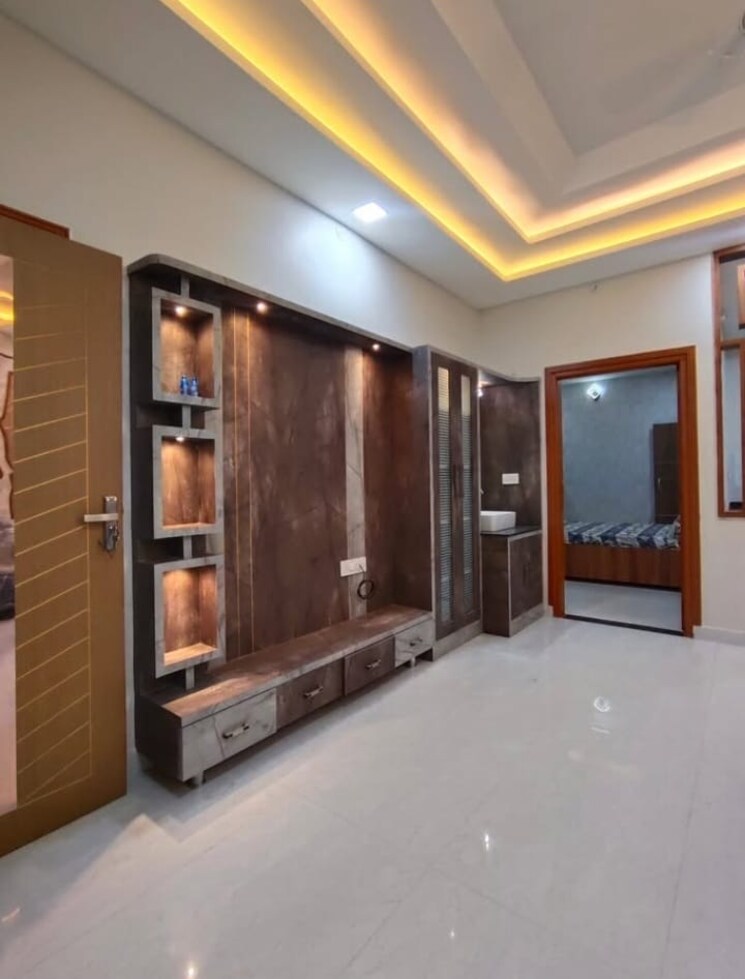Room, sector 32 4 Bedroom 4500 Sq.Ft. Builder Floor In Sector 32 Faridabad 8639445