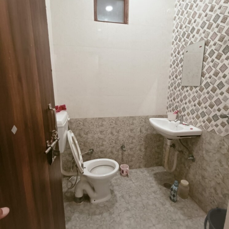 Bathroom, gomti nagar 2 Bedroom 850 Sq.Ft. Independent House In Gomti Nagar Lucknow 8639487