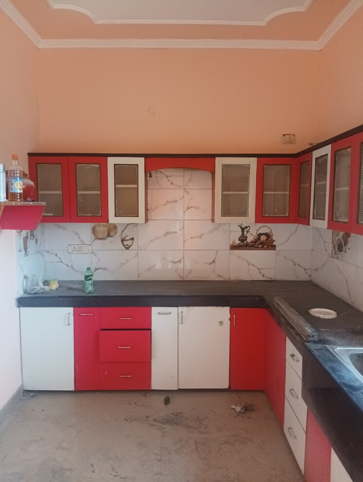 Kitchen, dhakoli 2 Bedroom 900 Sq.Ft. Builder Floor In Dhakoli Zirakpur 8639485