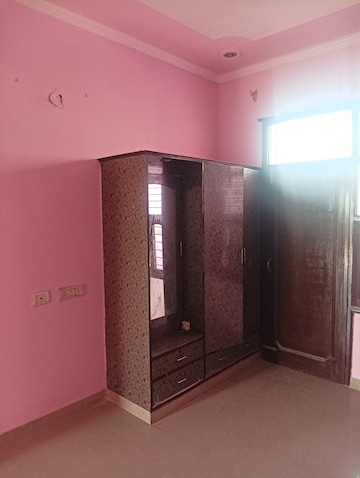 Room in 2 BHK Builder Floor at Dhakoli – for Rent