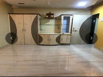 Living Room in 1.5 BHK Apartment at Bhakti Sagar Apartment CHS, Lower Parel – for Rent