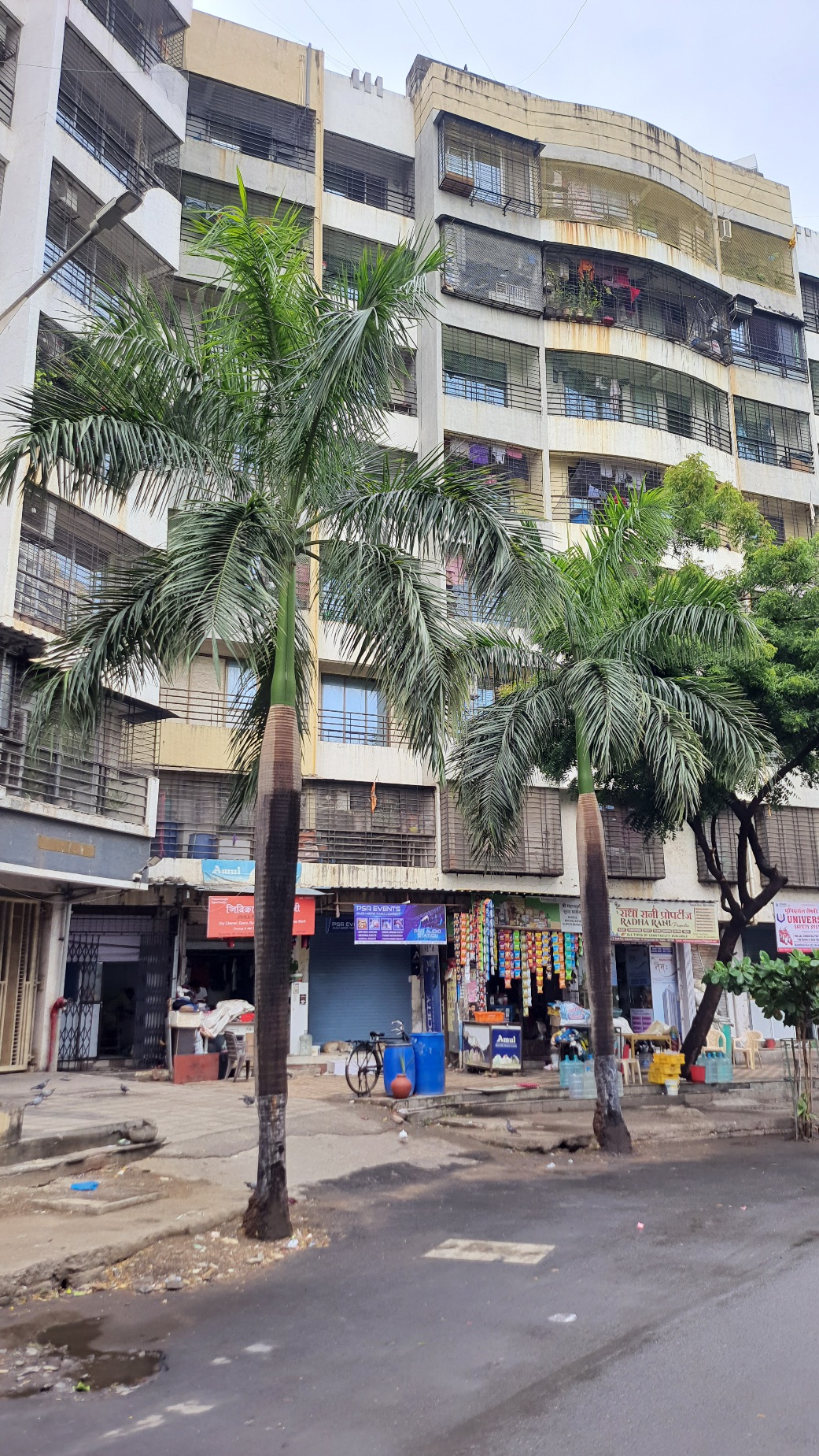 Retail Shop For Sale in Teerth Raj