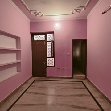 Room in 2 BHK Independent House at Gomti Nagar – for Rent
