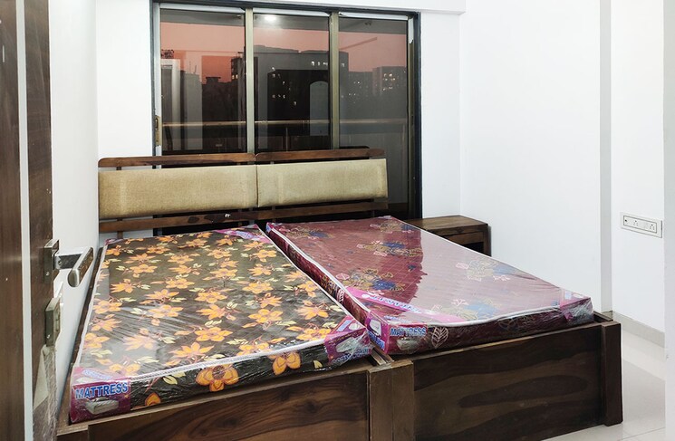 Room, vile parle east Pg For Boys In Vile Parle East 8639527