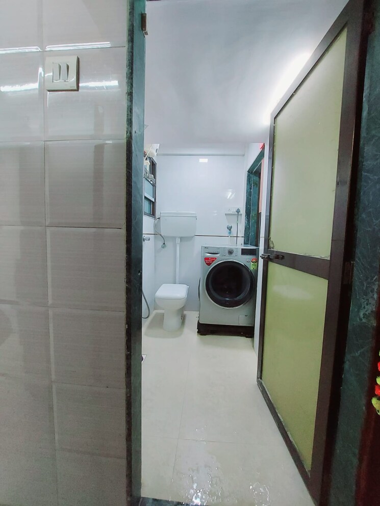 Bathroom, lodha-vista 1 Bedroom 386 Sq.Ft. Apartment In Lower Parel Mumbai 8639534