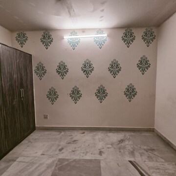 Room in 2 BHK Independent House at Gomti Nagar – for Rent