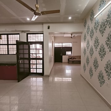 Kitchen in 2 BHK Independent House at Gomti Nagar – for Rent