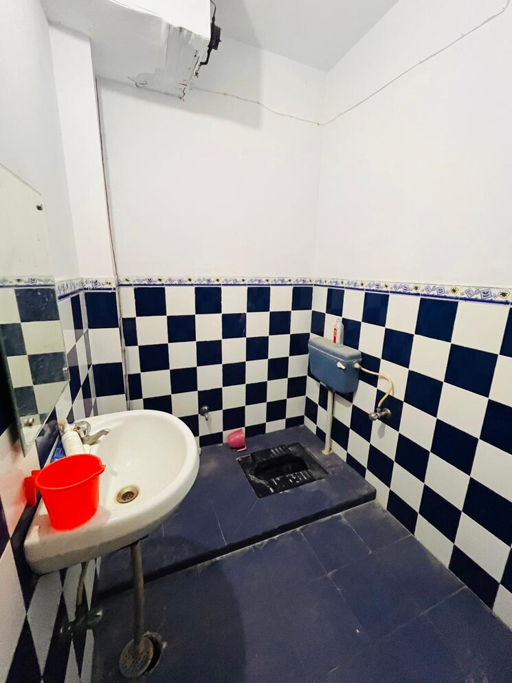 Bathroom, gomti nagar 2 Bedroom 1000 Sq.Ft. Independent House In Gomti Nagar Lucknow 8639594