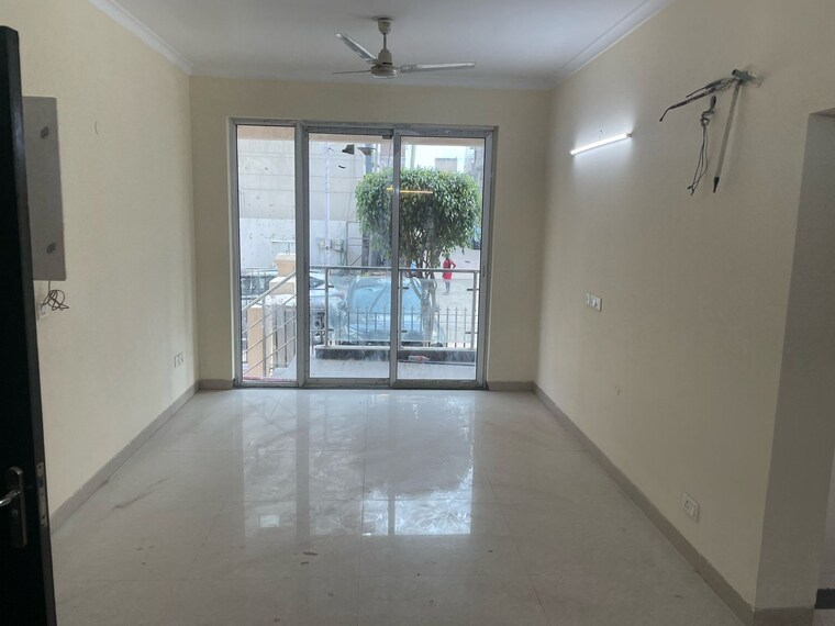 Room, smart-world-gems 2 Bedroom 1103 Sq.Ft. Apartment In Sector 89 Gurgaon 8639601