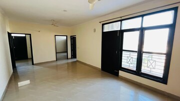 Room in 2 BHK Apartment at Maya Garden City, Lohgarh – for Rent